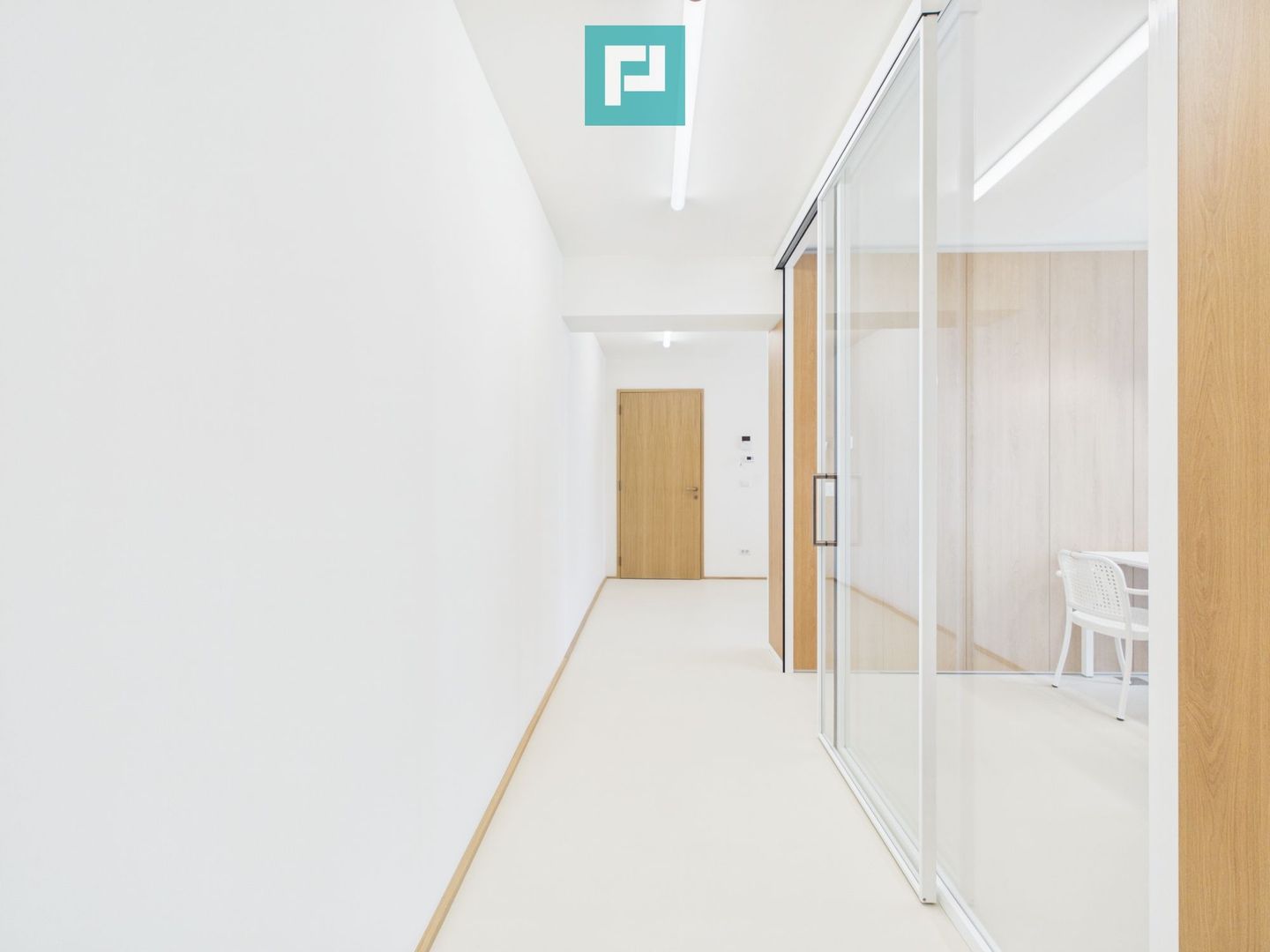 Birou 3 camere | Prima închiriere | Zona Centrală - Poză 9