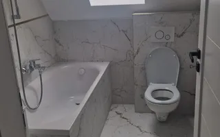 Apartament NOU de Inchiriat 3 camere zona Sud + loc de parcare - Poză 12