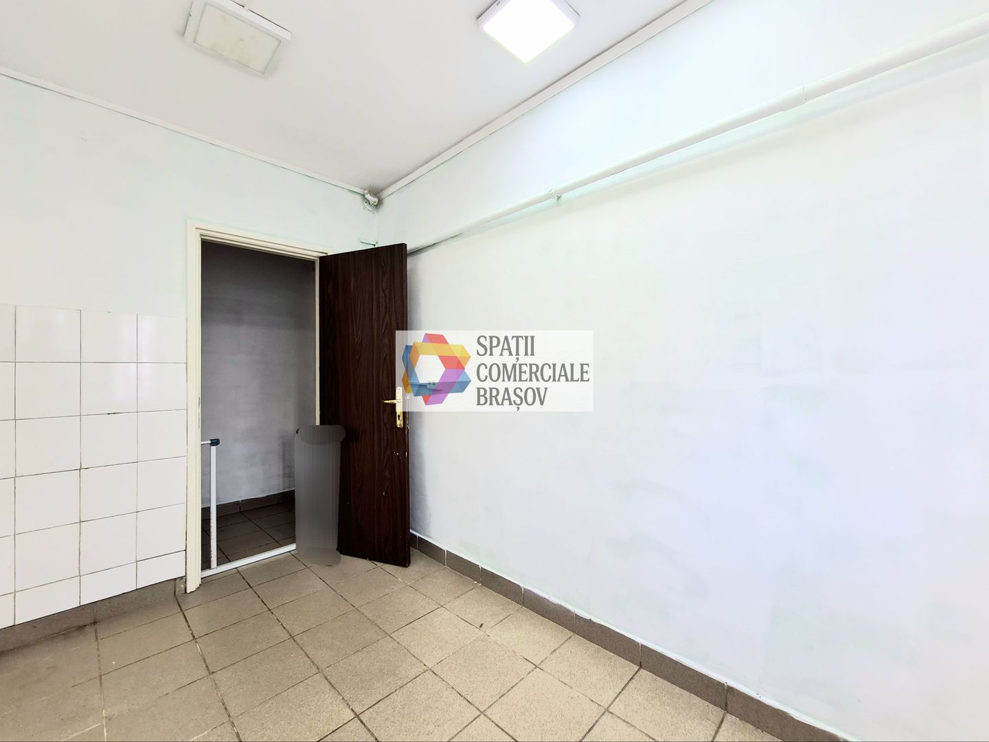 Spatiu comercial de închiriat cu vad Brașov - 55 mp # plus-imo.ro - Poză 5