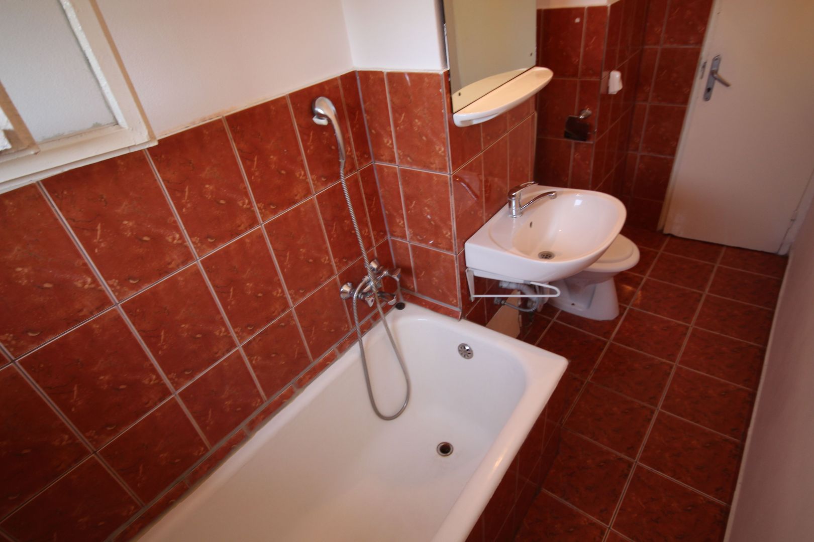 Pozitie avantajoasa - Poză 9