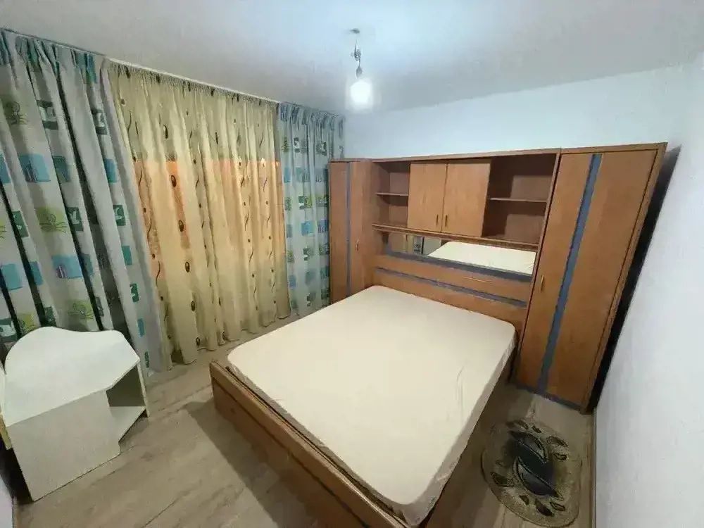 Închiriez apartament 2 camere în zona Crângași - Poză 1