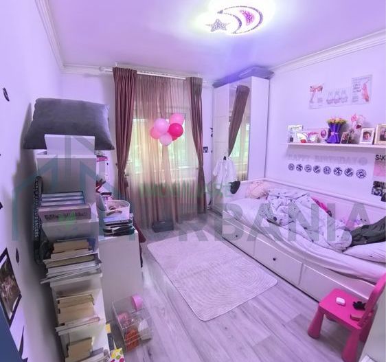 Apartament 4 camere de vânzare – Piața Dacia, Iași - Poză 2