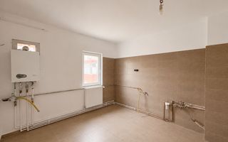 Apartament spațios cu 3 camere si 2 bai | Bucovina - Poză 6
