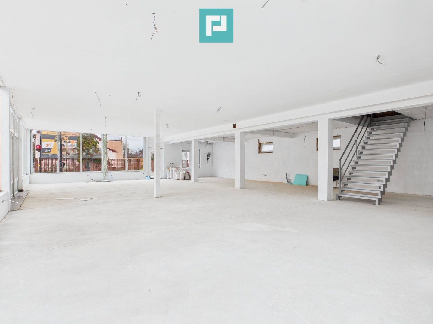 Spațiu comercial 200mp + 90mp mansarda - Cantemir - Poză 5