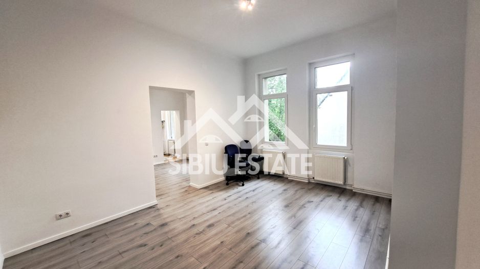 Birouri de inchiriat, confort optimizat, Sibiu central - Poză 7