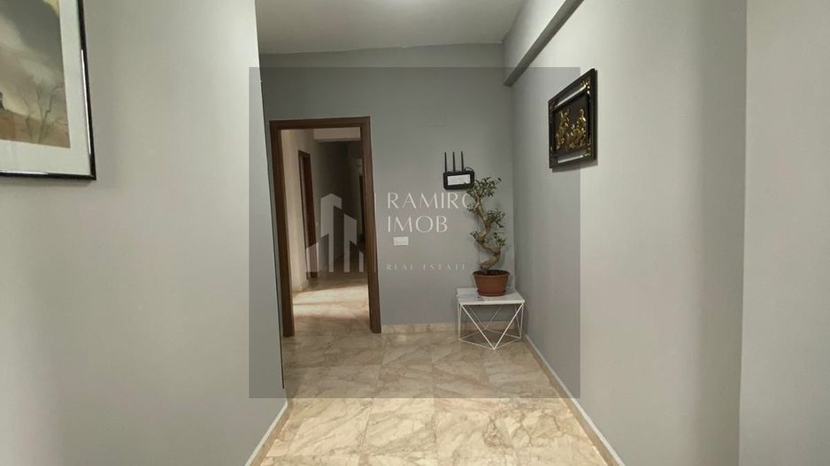 Apartament 220mp utili +terasa 210mp -bloc2010 Unirii -Pasaj Marasesti - Poză 3