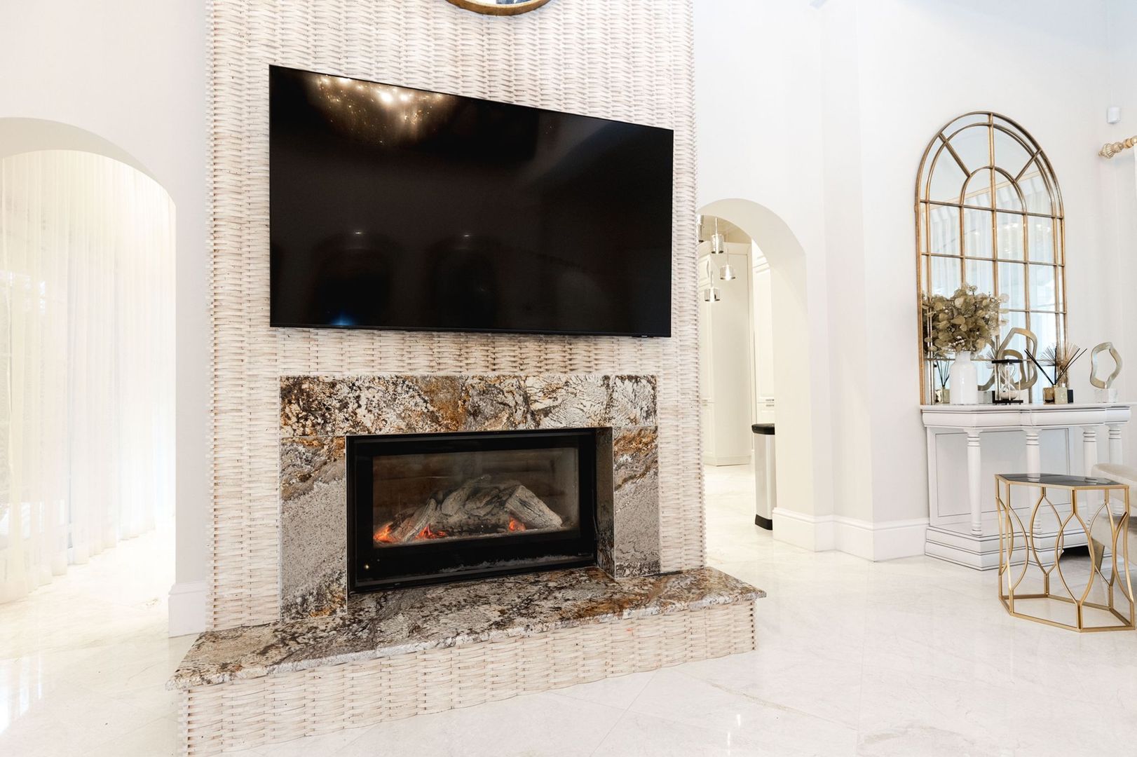 Vila deosebita langa pădure în Tunari - Poză 10