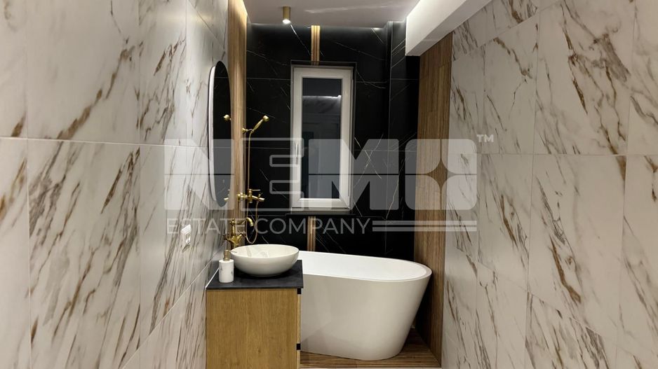 Apartament spațios și luminos cu 3 Camere I Rădăuți - Poză 15