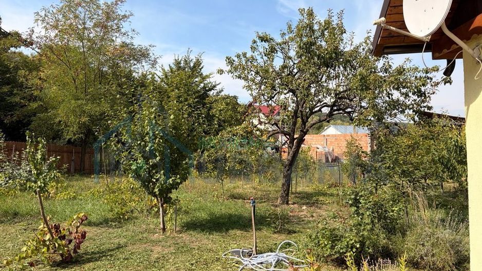 Casă cu 2 dormitoare și living spațios, 105 mp, la marginea pădurii, Strunga - Poză 7