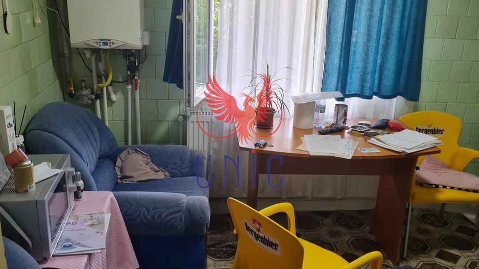 Apartament 3 camere decomandat parter, 1 Mai - Poză 4