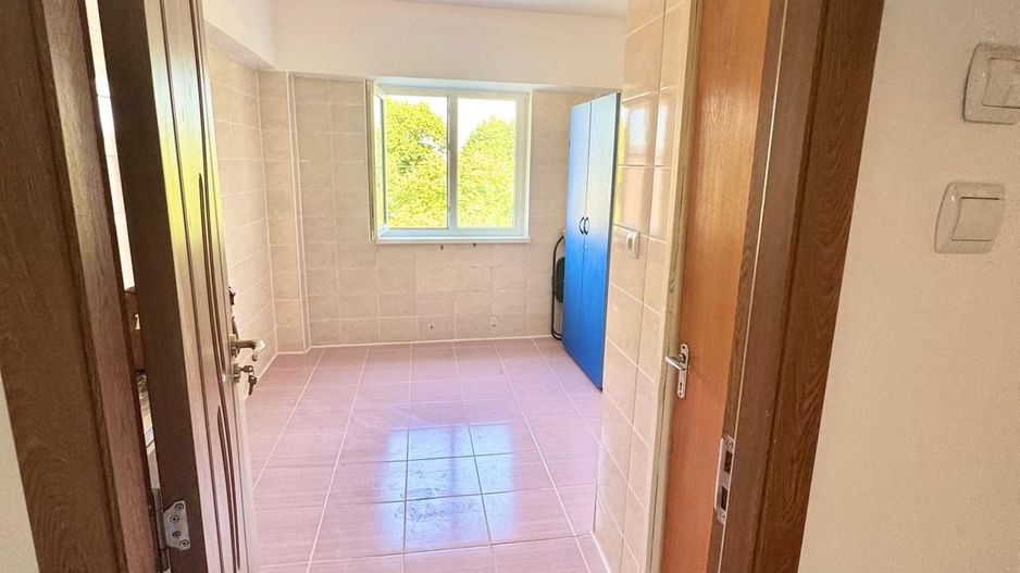 Apartament 2 camere, decomandat – Zona Centrală, bloc Lumina - Poză 6
