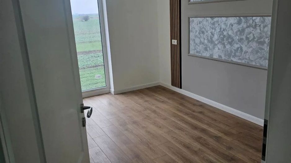 Apartament 3 camere Torontalului bloc nou - Poză 2