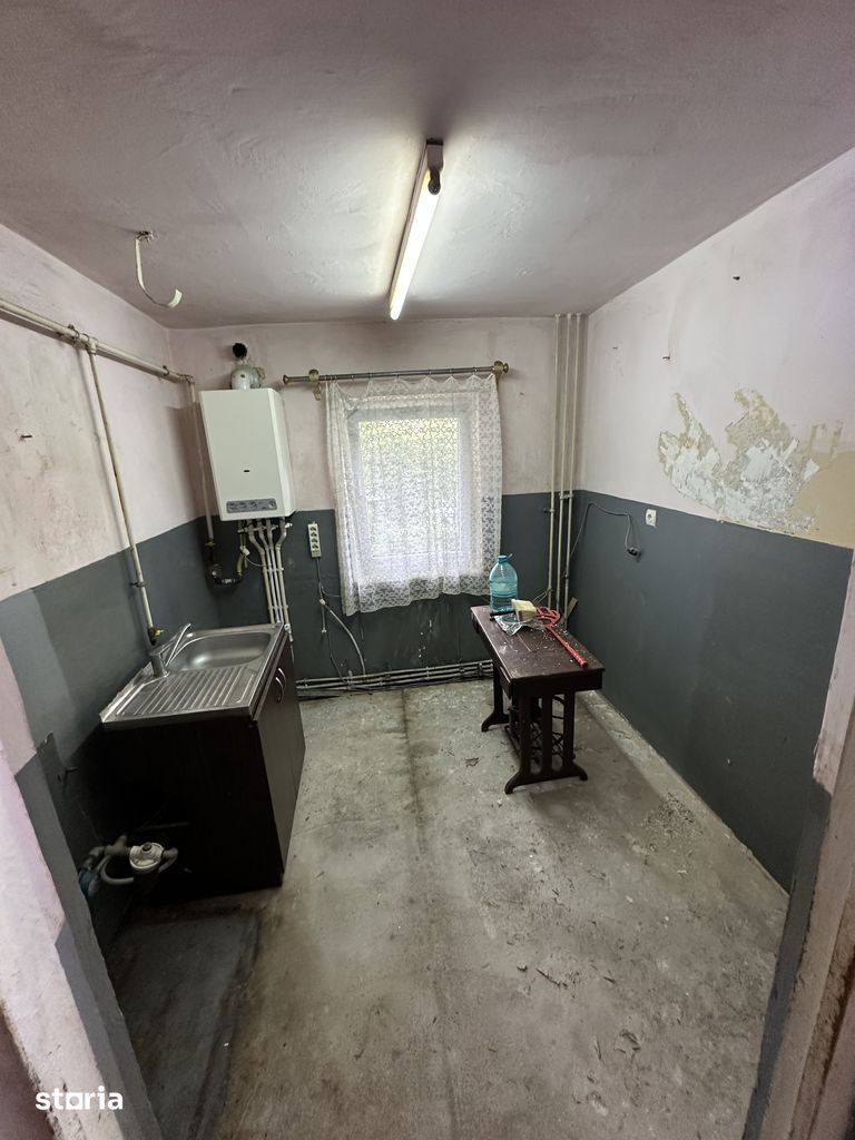 Apartament de renovat cu 2 camere, 50 mpu, parter, Cetate, Alba Iulia - Poză 5
