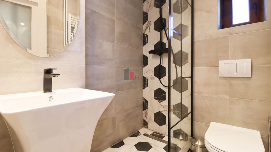 Apartamentul "COBERTURA",  PENTHOUSE "PIATA SPANIEI", TERASA 63 mp, CONSOLIDAT - Poză 45