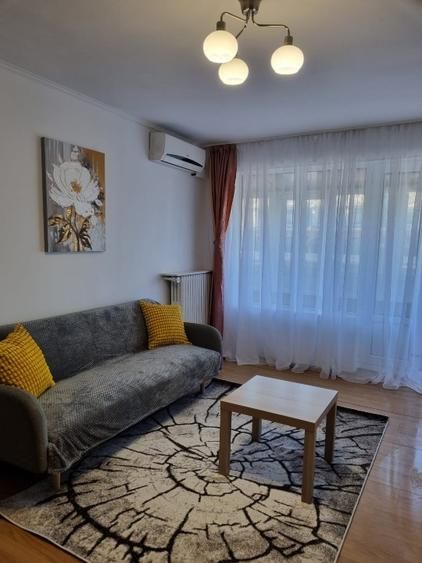 De inchiriat Apartament 2 Camere Piata Romana - Metrou - Poză 2
