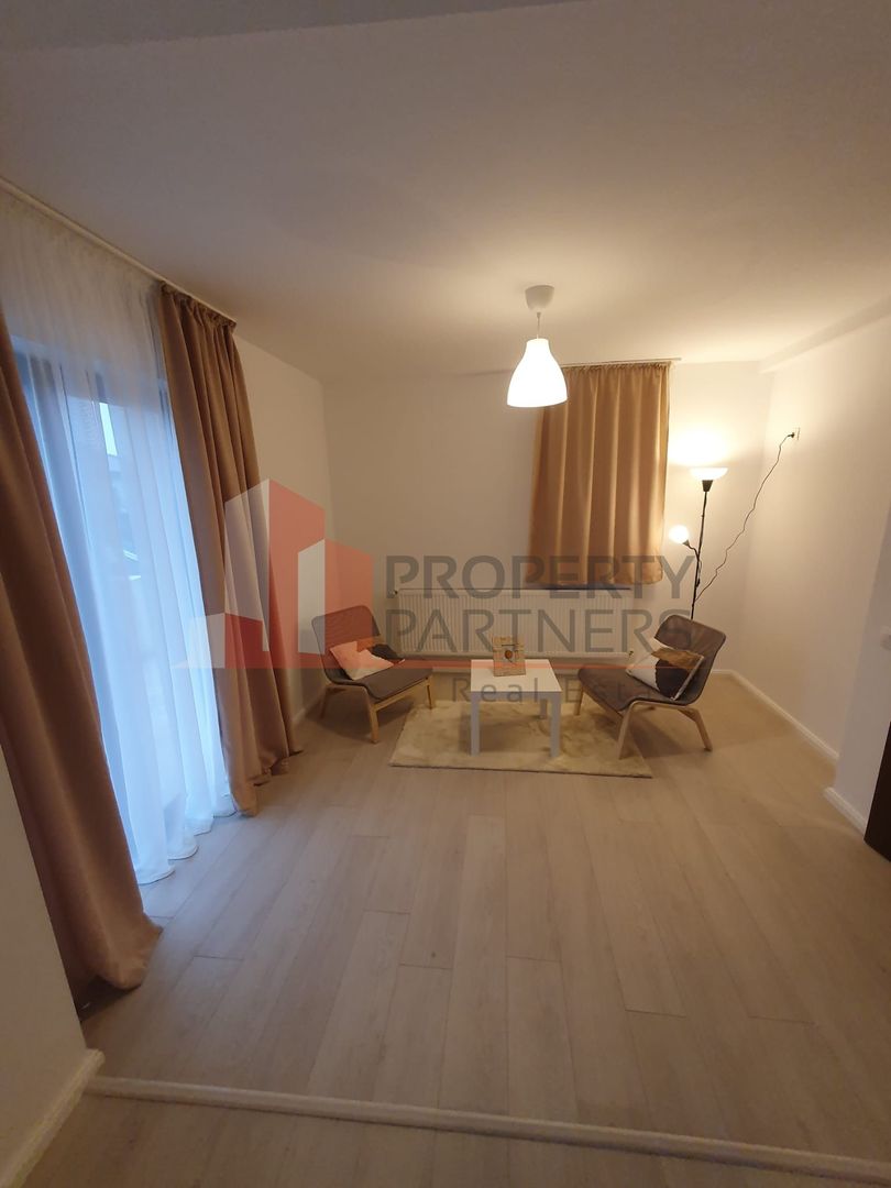 Proprietate pe marginea lacului, vila impresionanta. - Poză 41