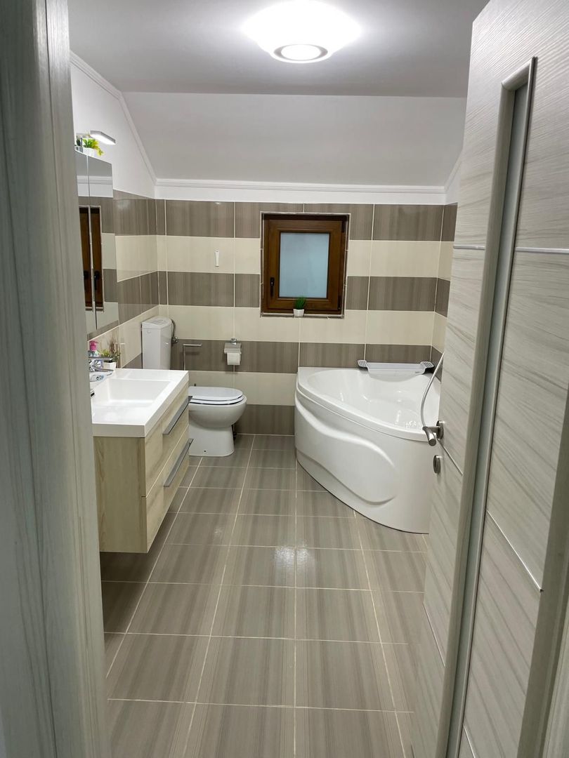 Casa individuala Tunari | Curte libera 200 mp - Poză 14