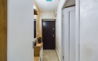Apartament cu 2 camere la curte , renovat recent - Poză 15