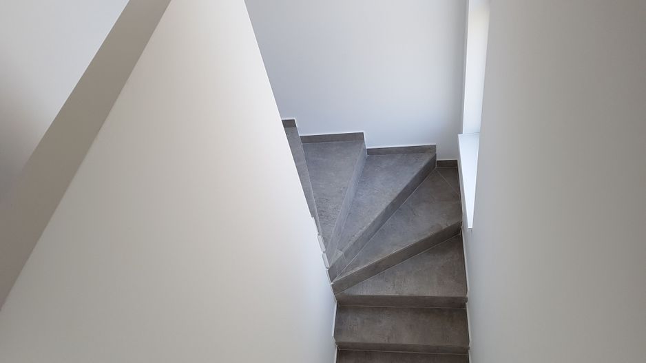 Locuinta cu 3 camere, curte si 2 locuri de parcare - Poză 10