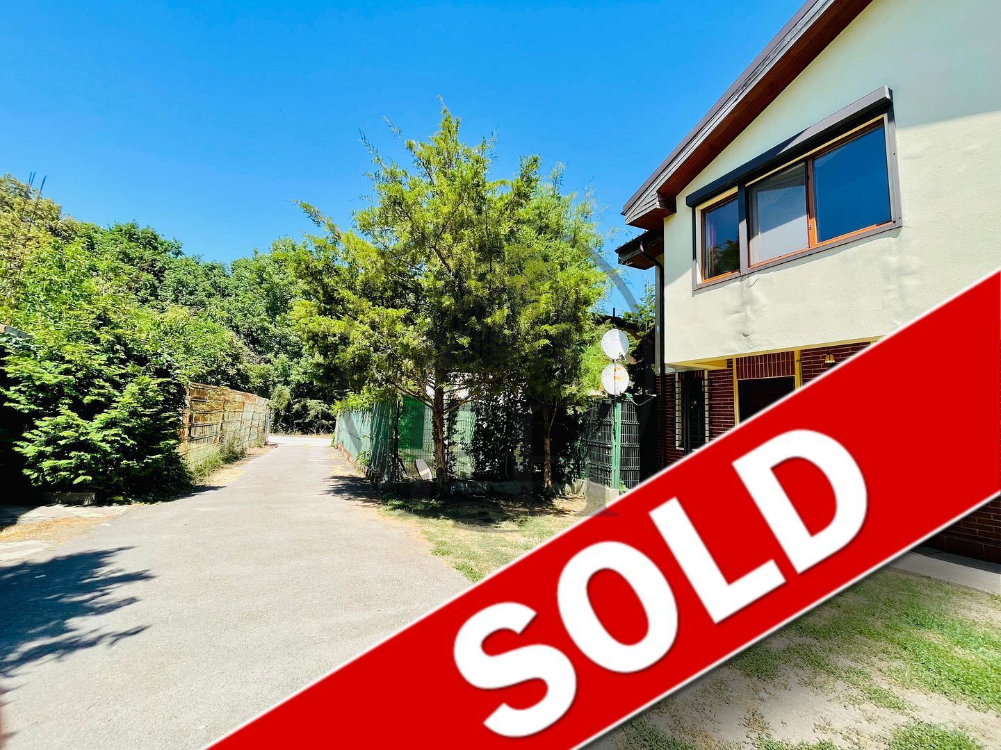 SOLD/ VANDUT  Casă / Vilă, Pensiune de vanzare Constanta, Venus, la mare - Poză 1