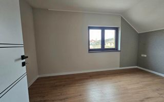 Casa noua amenajata, gata de mutare - Poză 8