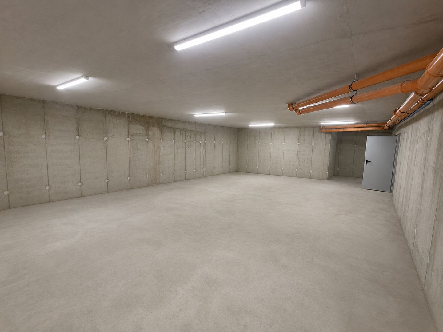 Spațiu depozitare de 100mp, de închiriat în zona Iris - Poză 1