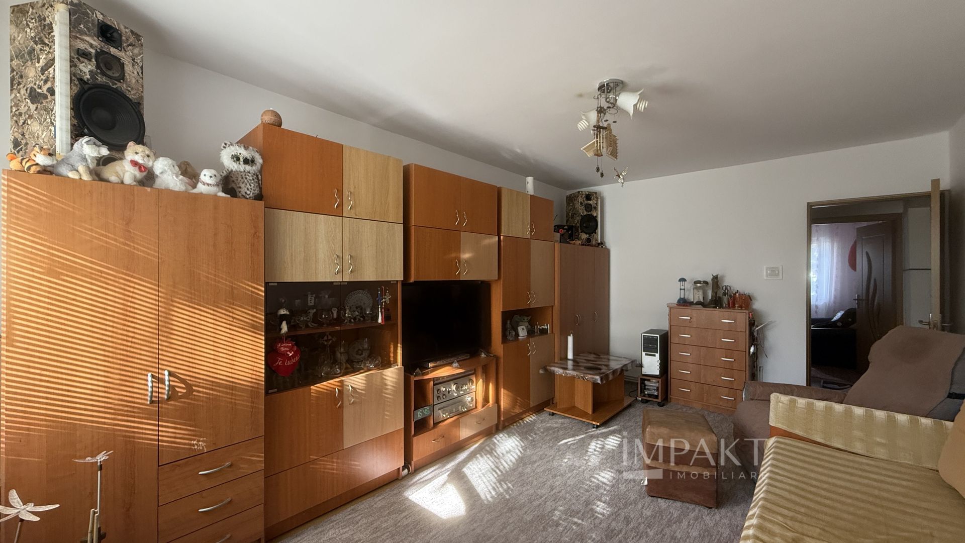 Apartament cu 2 camere decomandat in cartierul Intre Lacuri - Poză 3