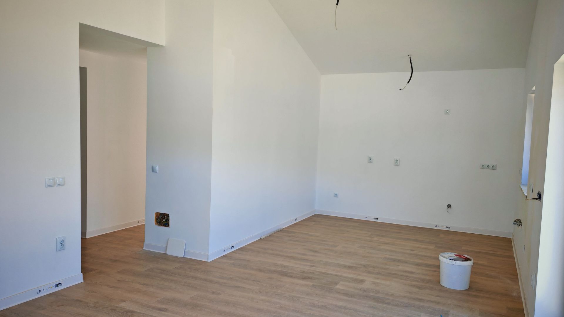 Casa individuala constructie NOUA Codlea,PARTER ,3 camere,curte 400 mp - Poză 7