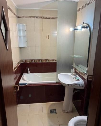 Apartament 3 camere de inchiriat, centrala proprie, Drumul Sarii - Poză 11