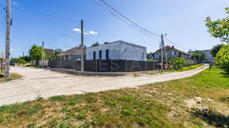 Vânzare,casă Hi-Tech, 3 camere, Porumbeni, raionul Criuleni - Poză 23