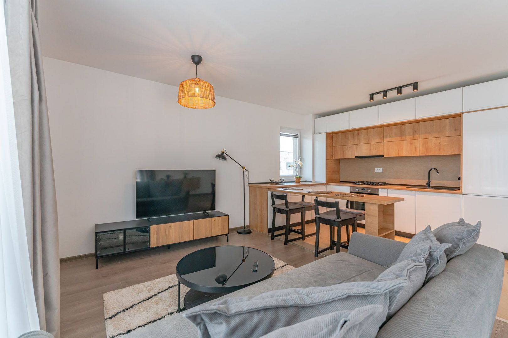 Apartament Alpha Arena: 64 mp utili + 18 mp terasă | Parcare inclusă - Poză 3