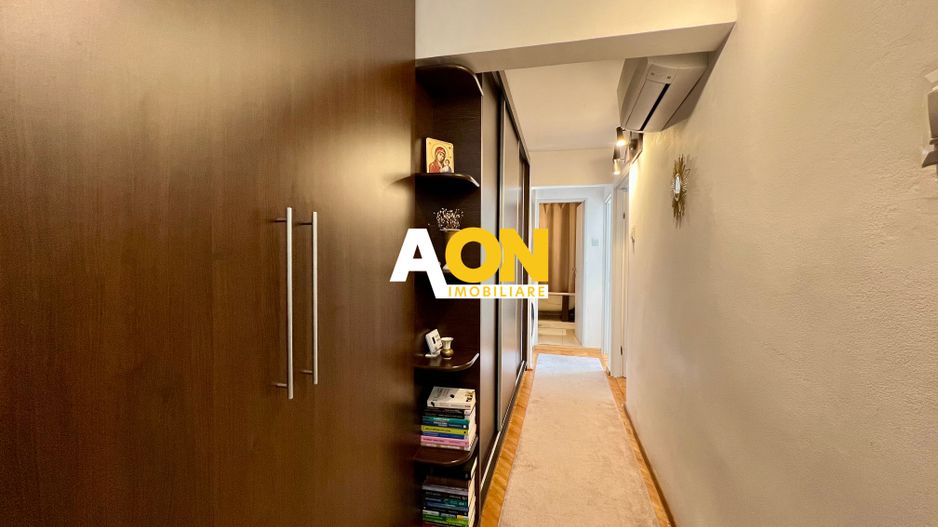 Apartament cu 3 camere, decomandat, Alba Iulia, zona Ampoi 3 - Poză 7