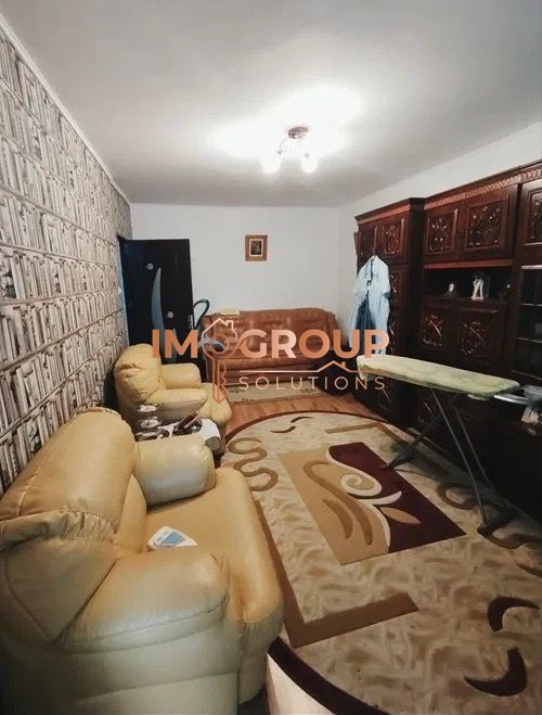 OANCEA - BLOC 1990 - ETAJ INTERMEDIAR - APARTAMENT CU 3 CAMERE DEC - Poză 2