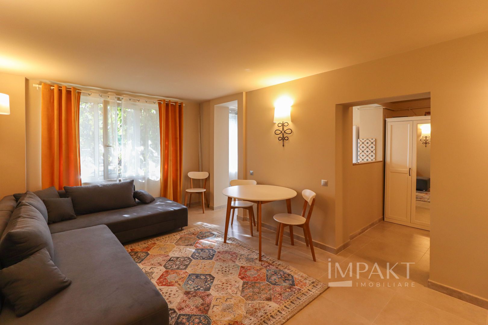 Apartament super cu 4 camere aflat in zona  Parcului Central! - Poză 1