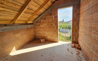 Casa la rosu, 4 camere, 2 bai, 345 mp teren, zona Ampoi 3 - Poză 11