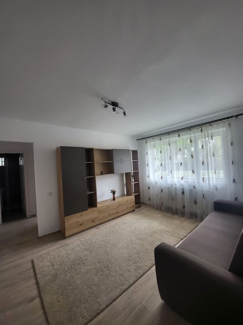 APARTAMENT CU 2 CAMERE DE INCHIRIAT IN ZONA ARNSBERG LA 310EURO - Poză 1