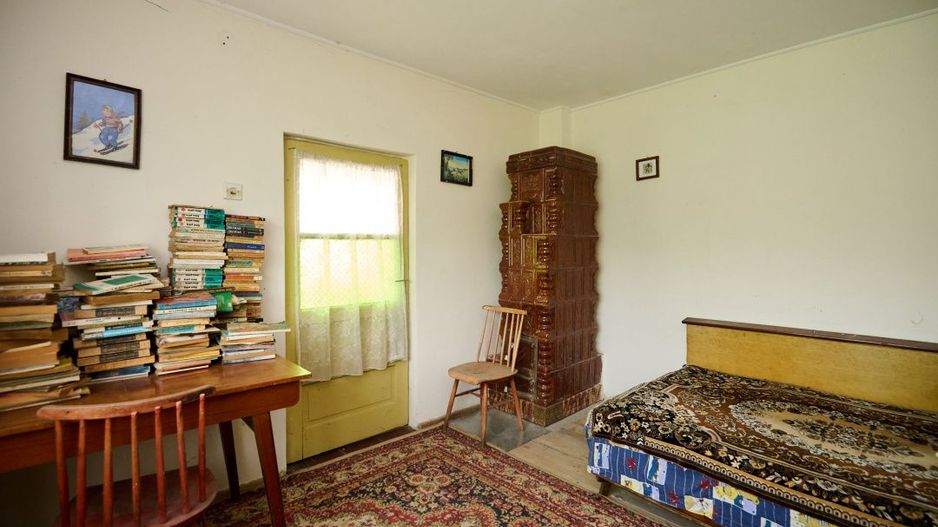 Casa cu teren generos - 4696 mp Apa Sarata - Campulung !! - Poză 29
