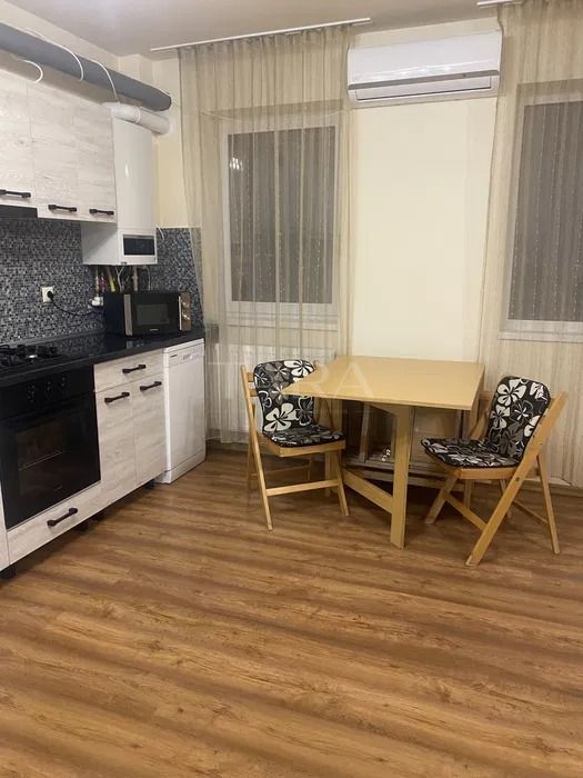 Apartament cu 3 camere, 72 mp, Dâmbul Rotund. - Poză 2