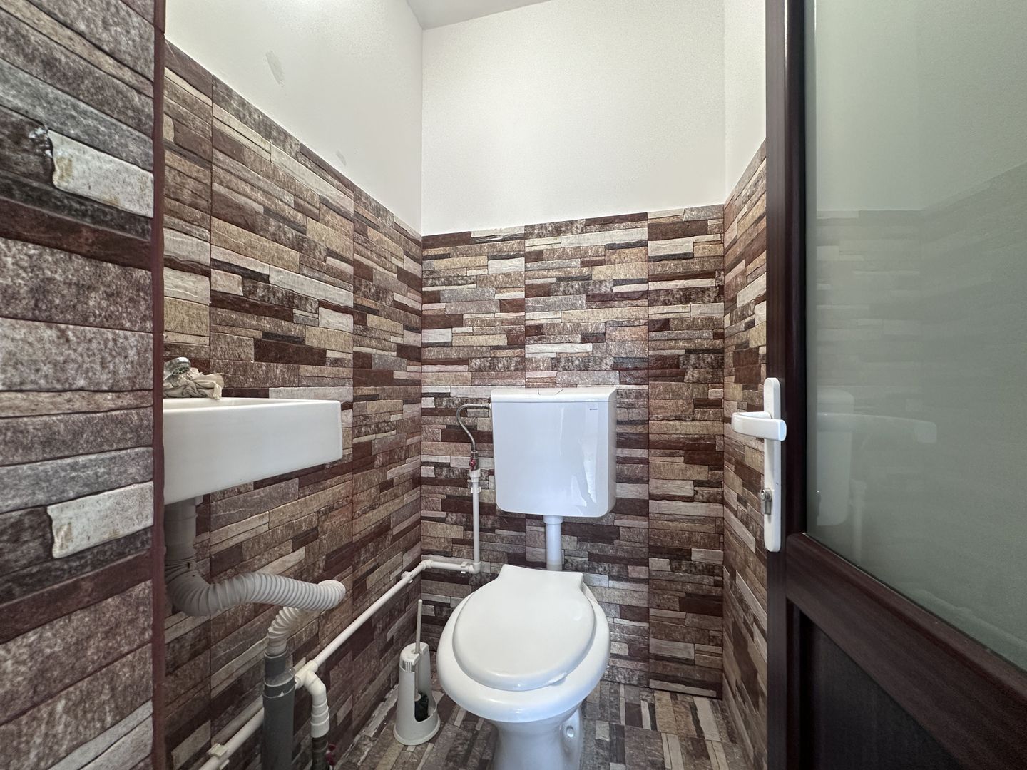 Între dealuri, viță de vie și liniște deplină! Vanzare casa in Prahova - Poză 27