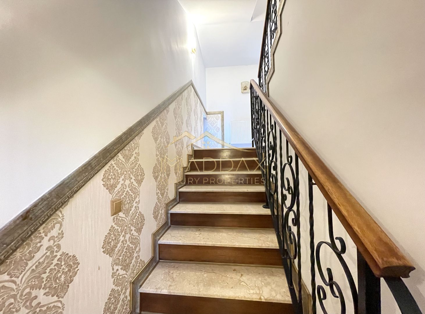 Vila 7 camere**Lake view**Ponton privat**Piscina**Teren 933 MP//Balotesti - Poză 17