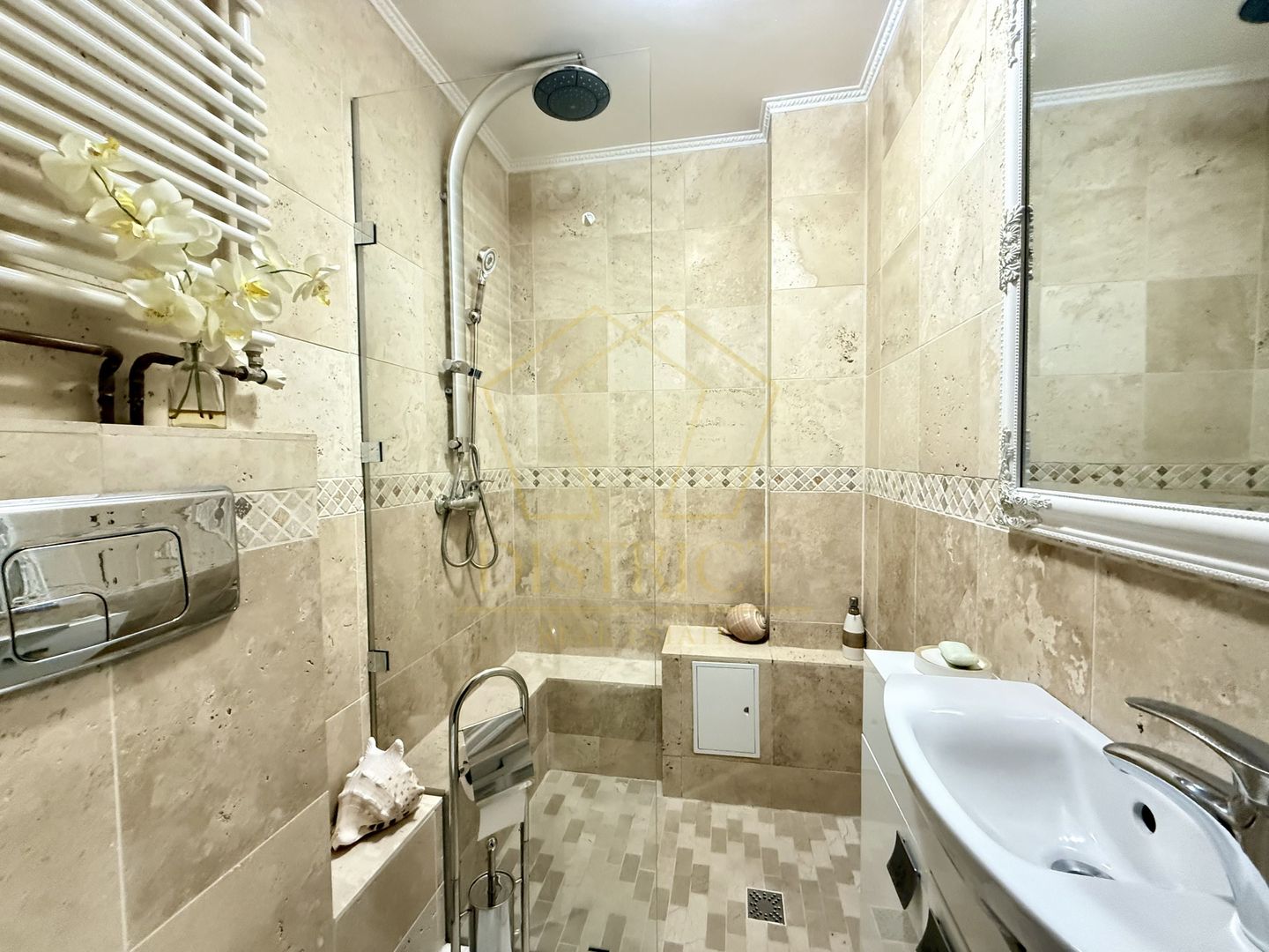 Apartament superb cu 4 camere  |  Calea Martirilor - Poză 10