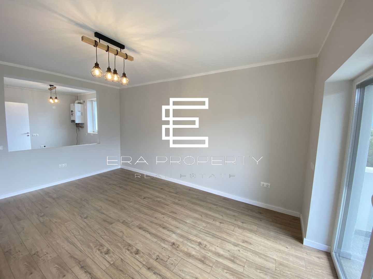 Apartament 2 camere LA CHEIE zona Aeroport Sibiu - Poză 8