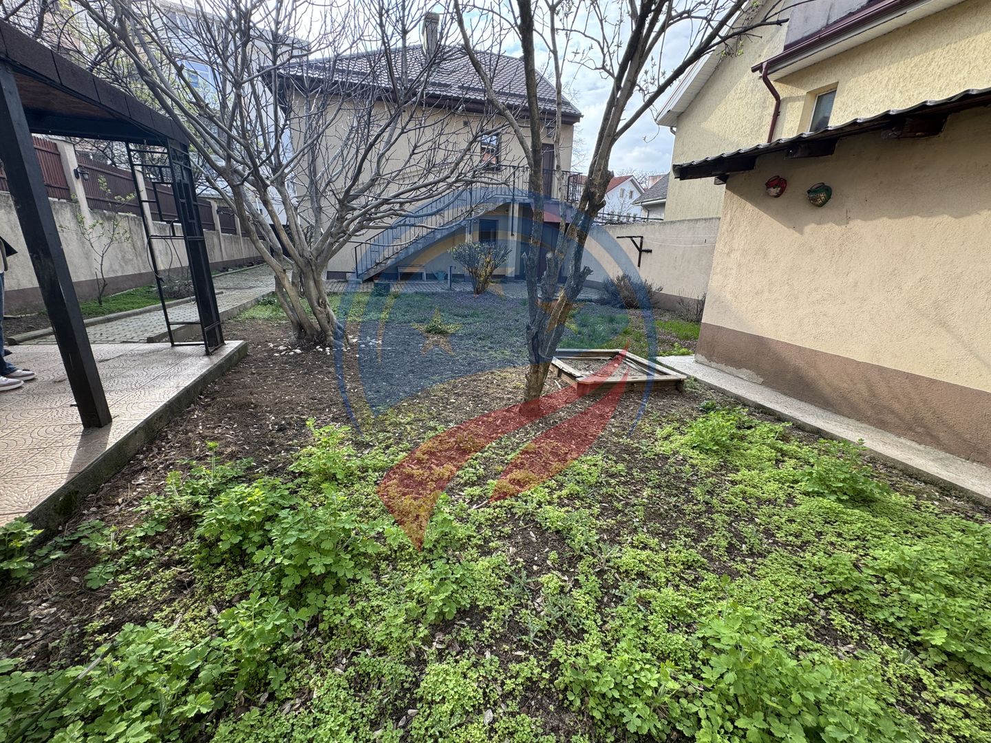 Casă p+1 formata din doua apartamente - Poză 18