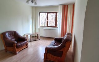 Apartament de vânzare, zona PODU ROȘ, 3 camere, semidecomandat, etaj 1 - Poză 3