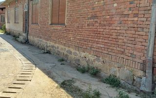 CASĂ IABLANIȚA  7 CAMERE \JUD. CS - Poză 1