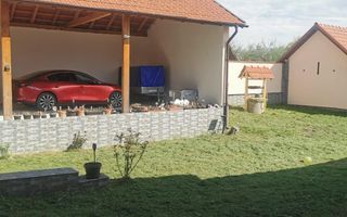 Casa renovata 3 camere teren liber 1250 mp grădină 1400 mp in Colun - Poză 20