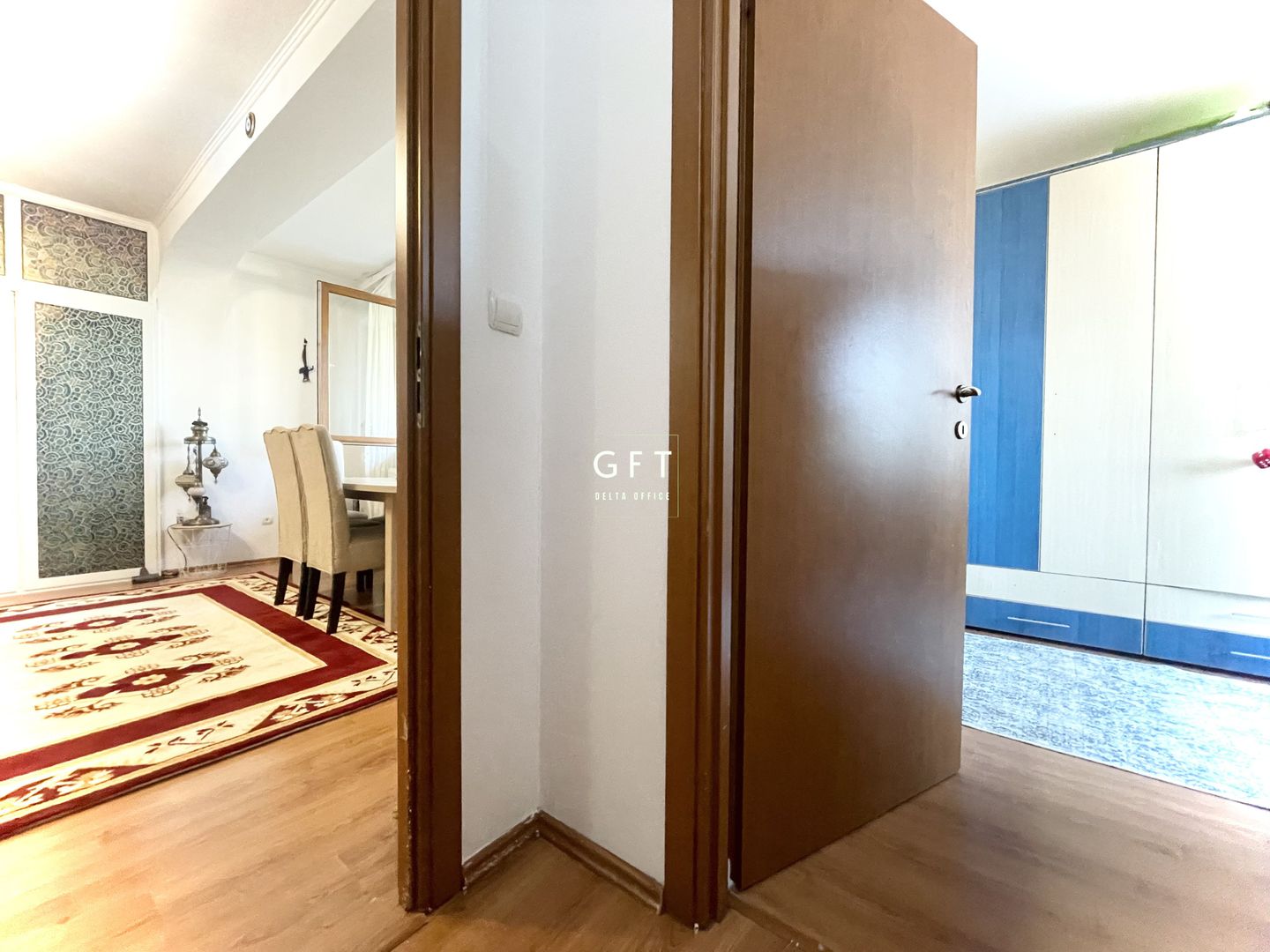 Apartament 4 camere + boxa+garaj+parcare - 100000€ - Poză 7