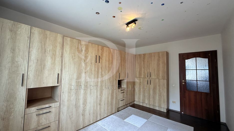 Apartament cu 3 camere decomandate / etaj intermediar - Poză 15