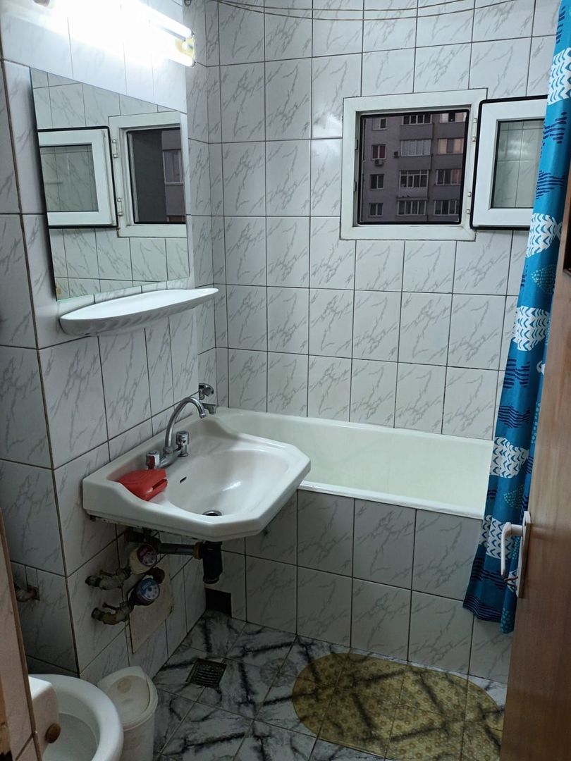 apartament 3 camere decomandat,metrou  zona Trapezului - Poză 6