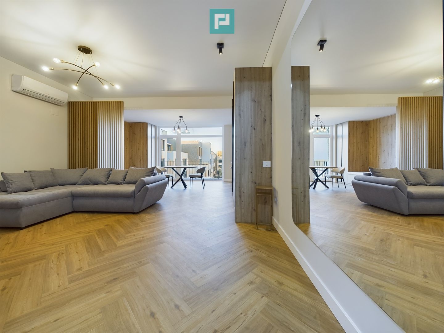 Apartament cu doua camere, Catted Family - Poză 15